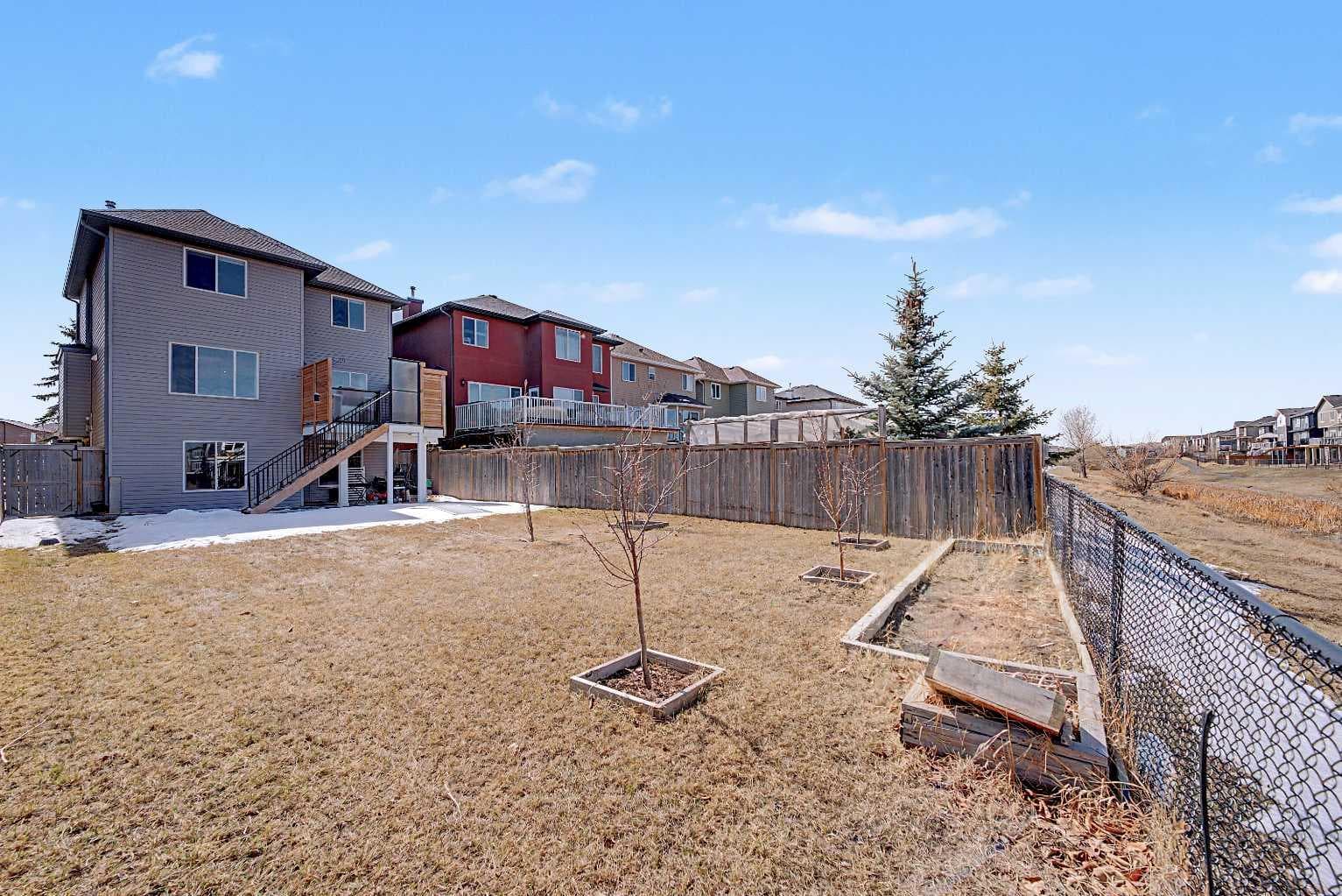644 Luxstone Landing SW