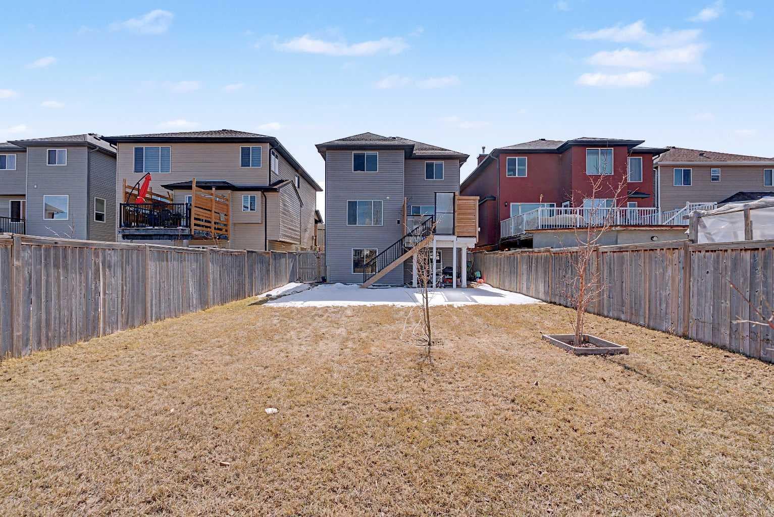 644 Luxstone Landing SW