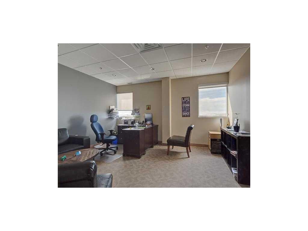 220, 52 Gateway Drive NE