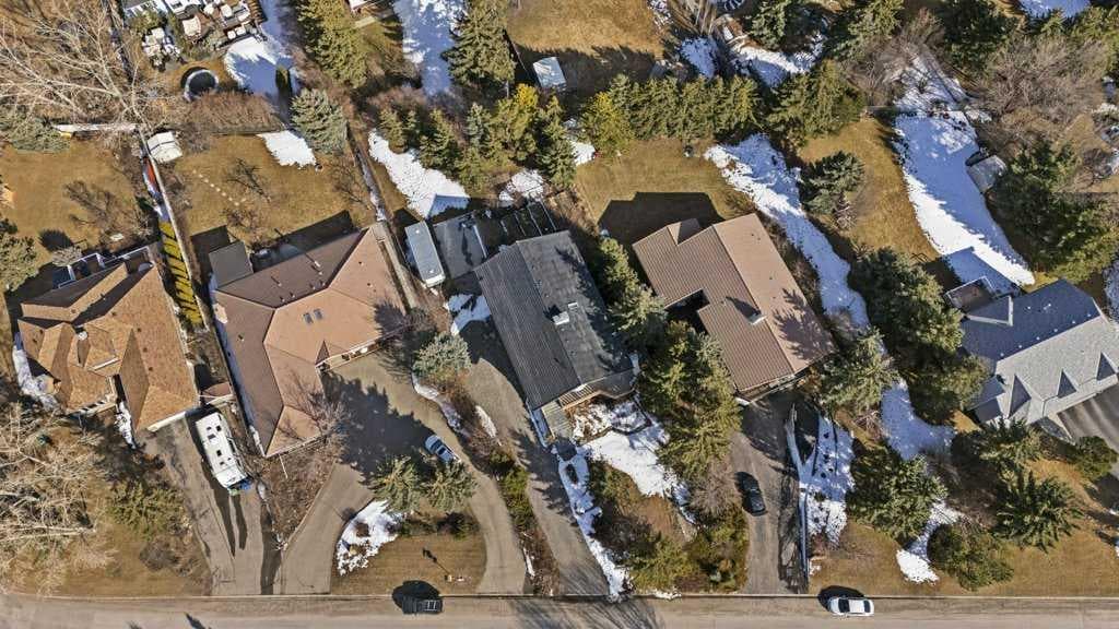 764 East Chestermere Drive 