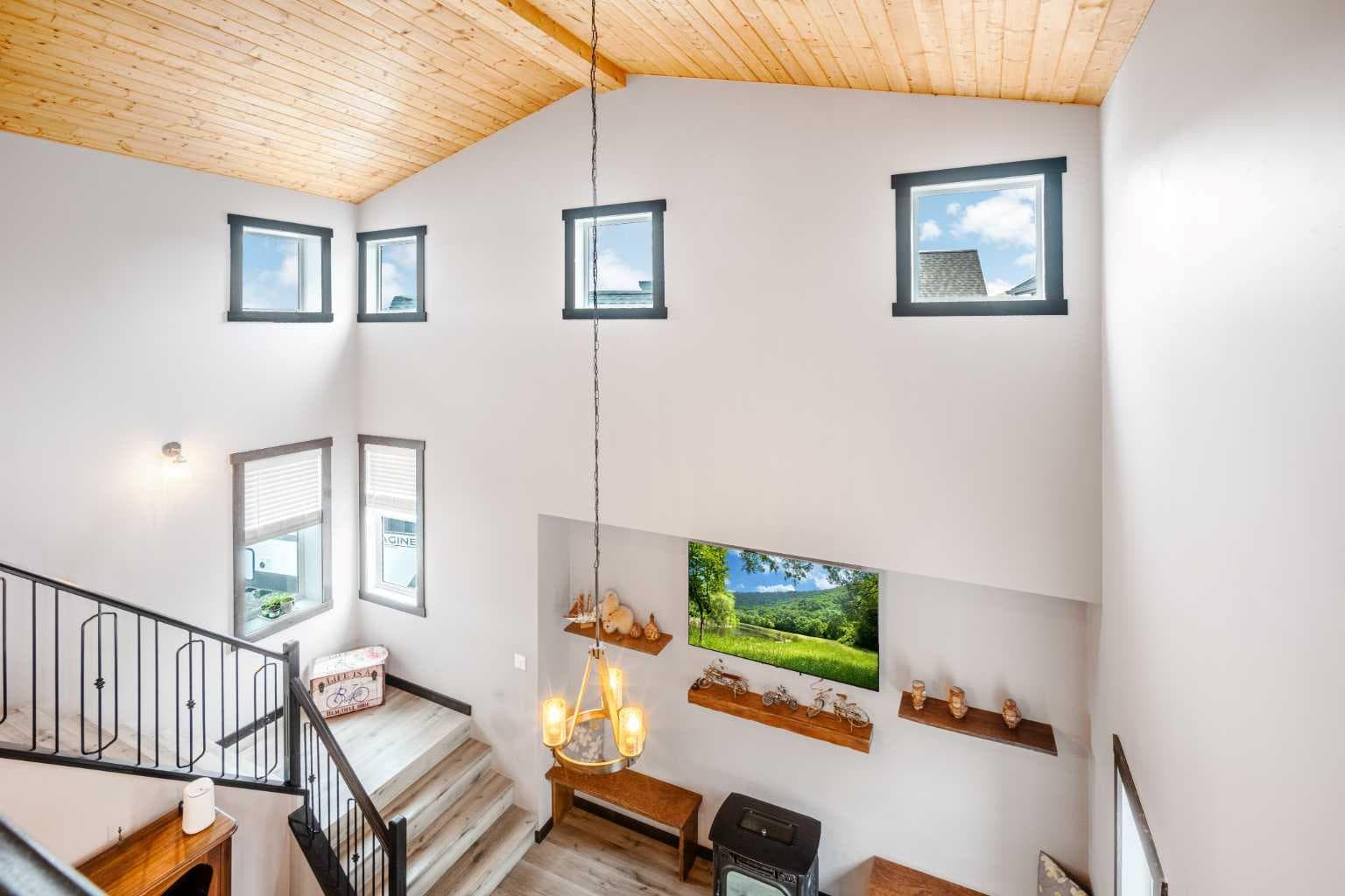 216 Cottageclub Crescent 