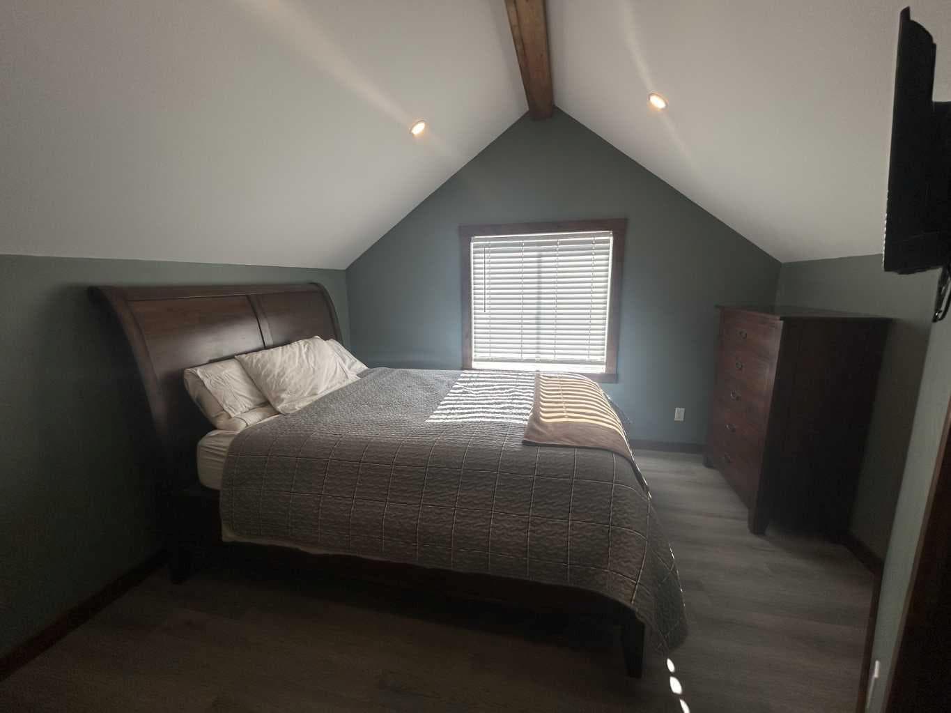 216 Cottageclub Crescent 