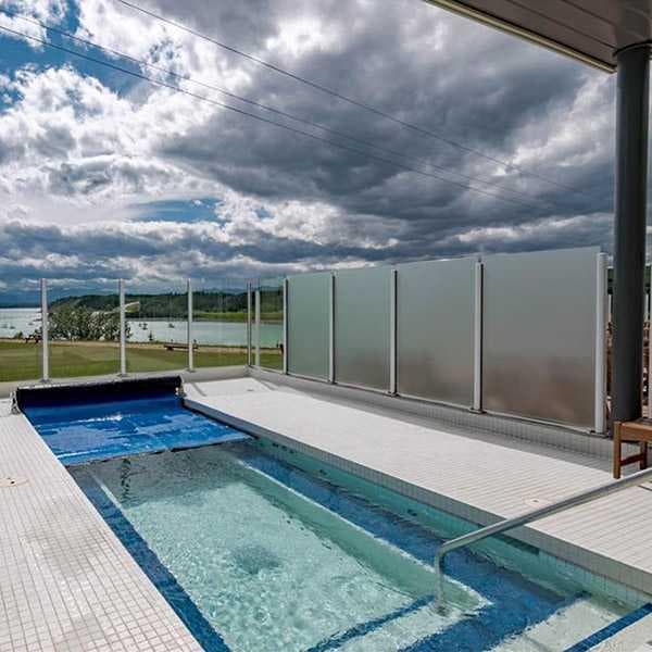 216 Cottageclub Crescent 