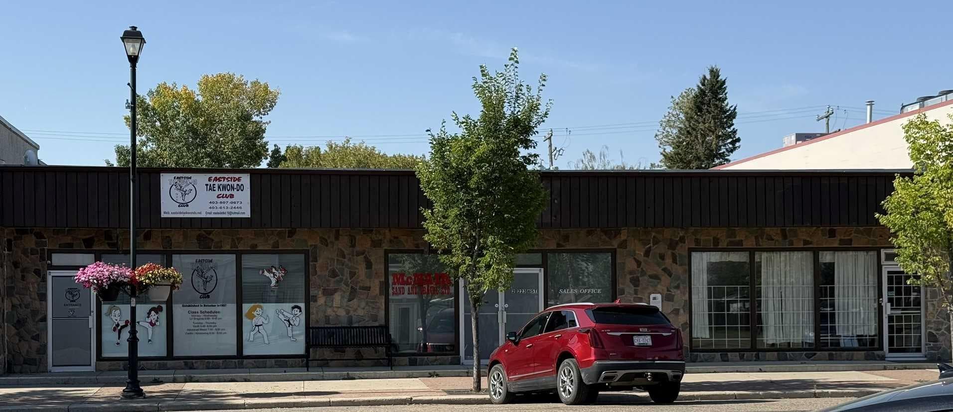 Lot 20 - 1, 223 6 Street 