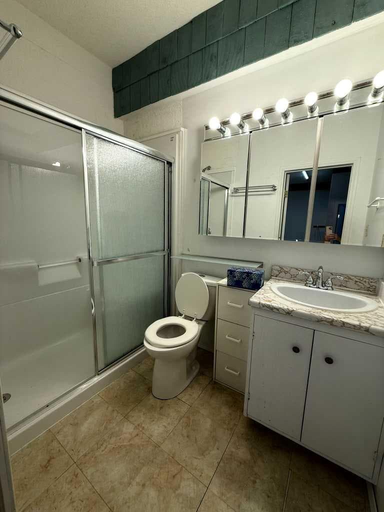 Lot 20 - 1, 223 6 Street 