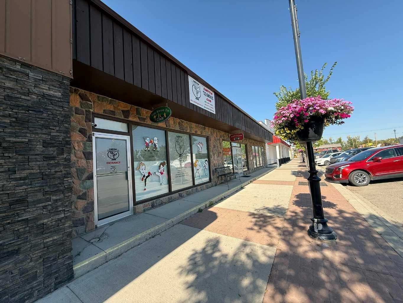 Lot 19 - 2, 223 6 Street 