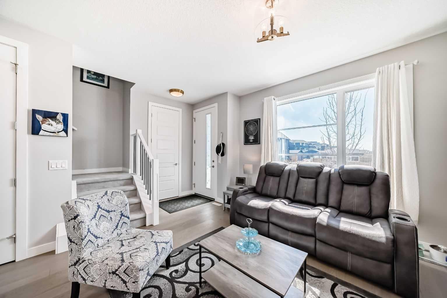 1016 Lanark Boulevard SE