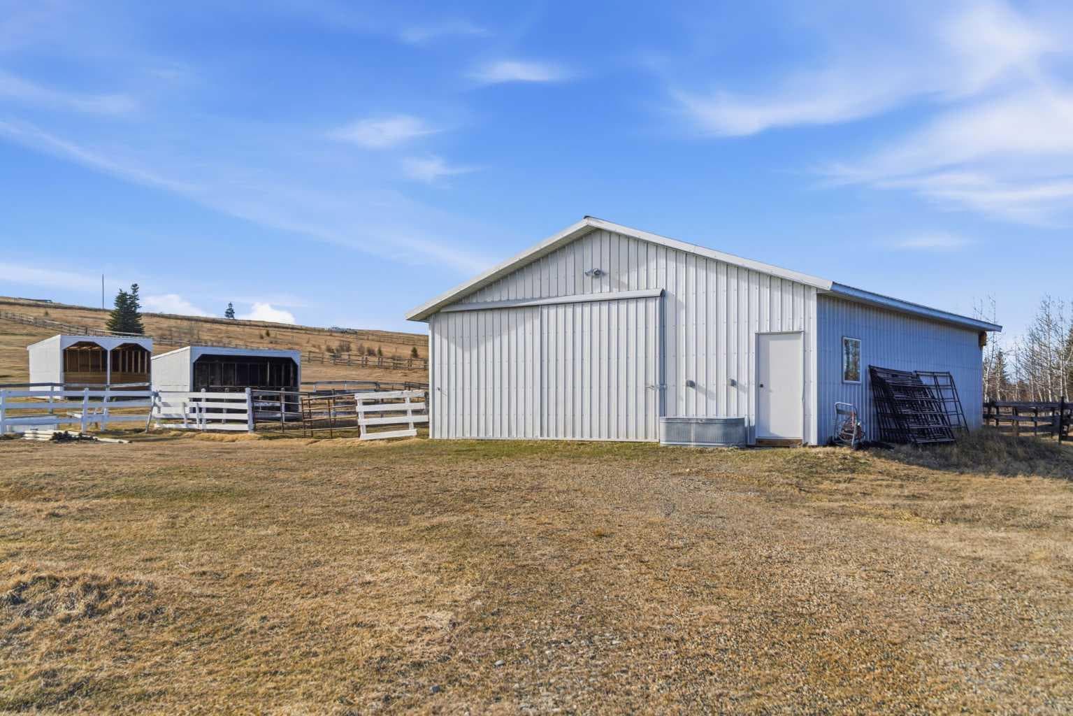 273116 Grand Valley Road 