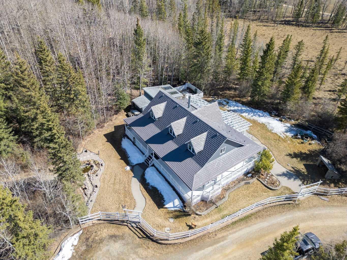 273116 Grand Valley Road 