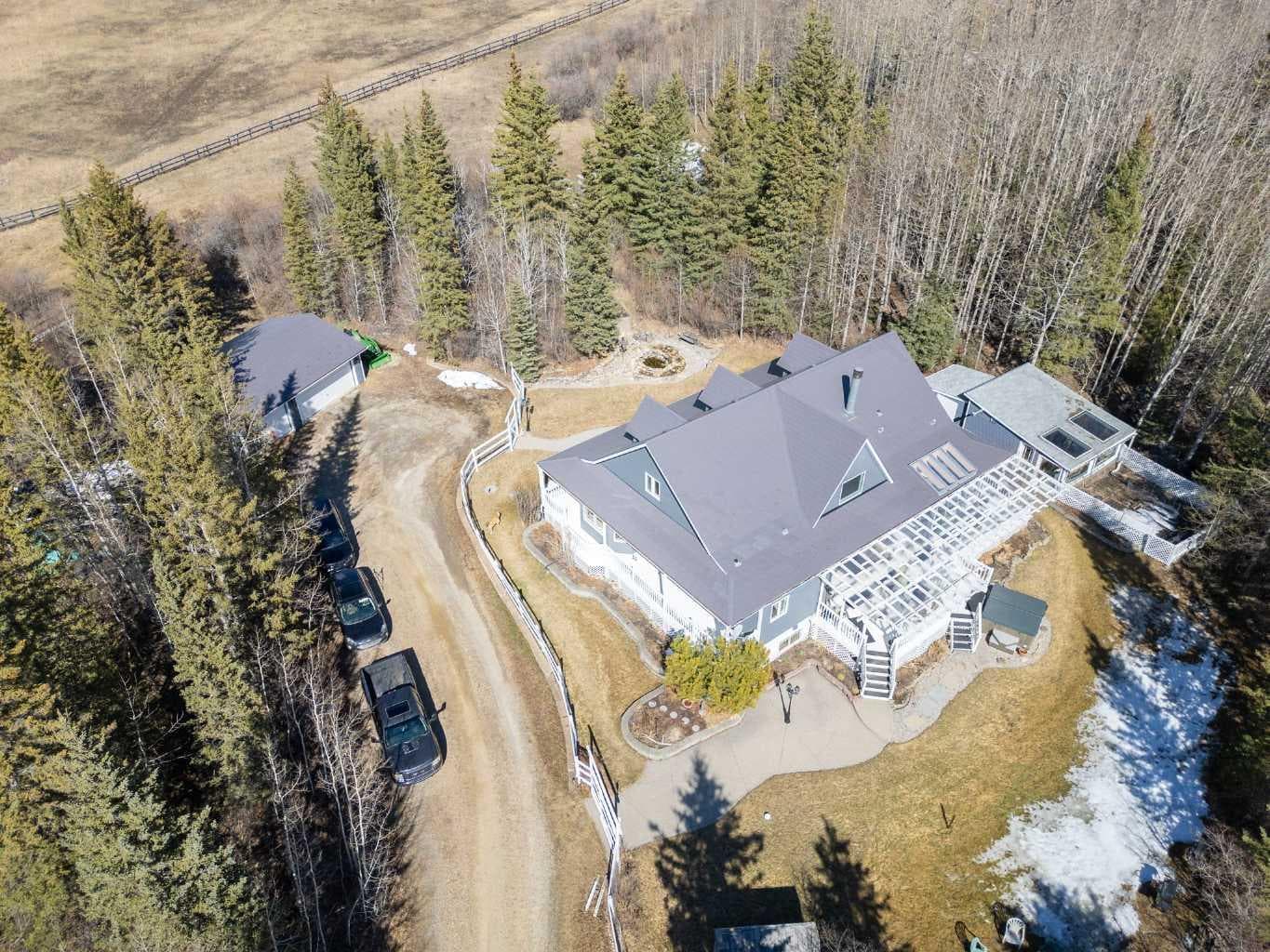 273116 Grand Valley Road 