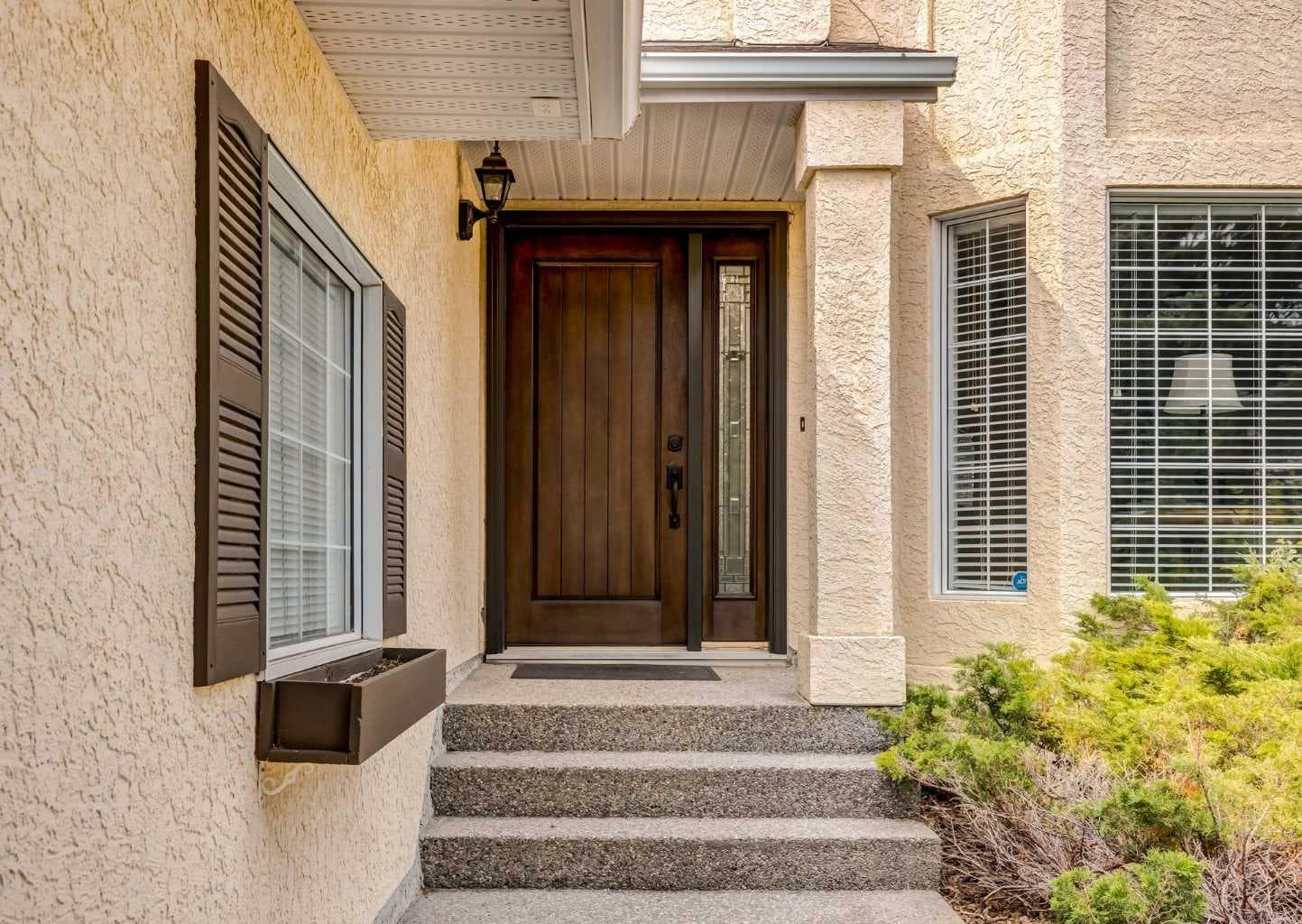 83 Gleneagles Close 