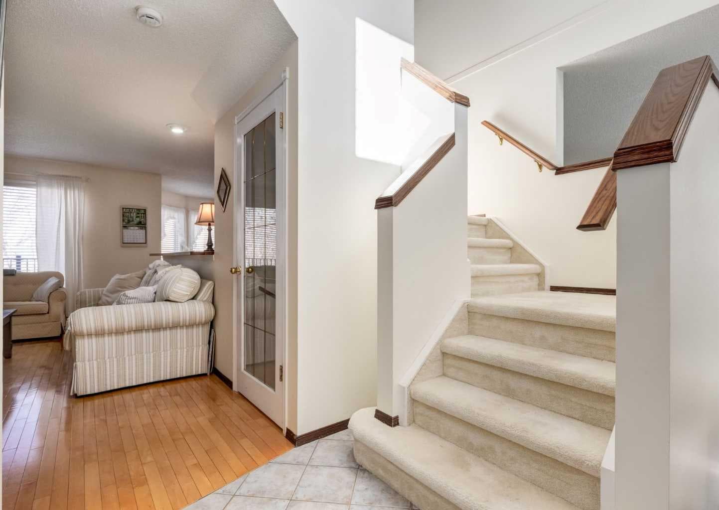 83 Gleneagles Close 