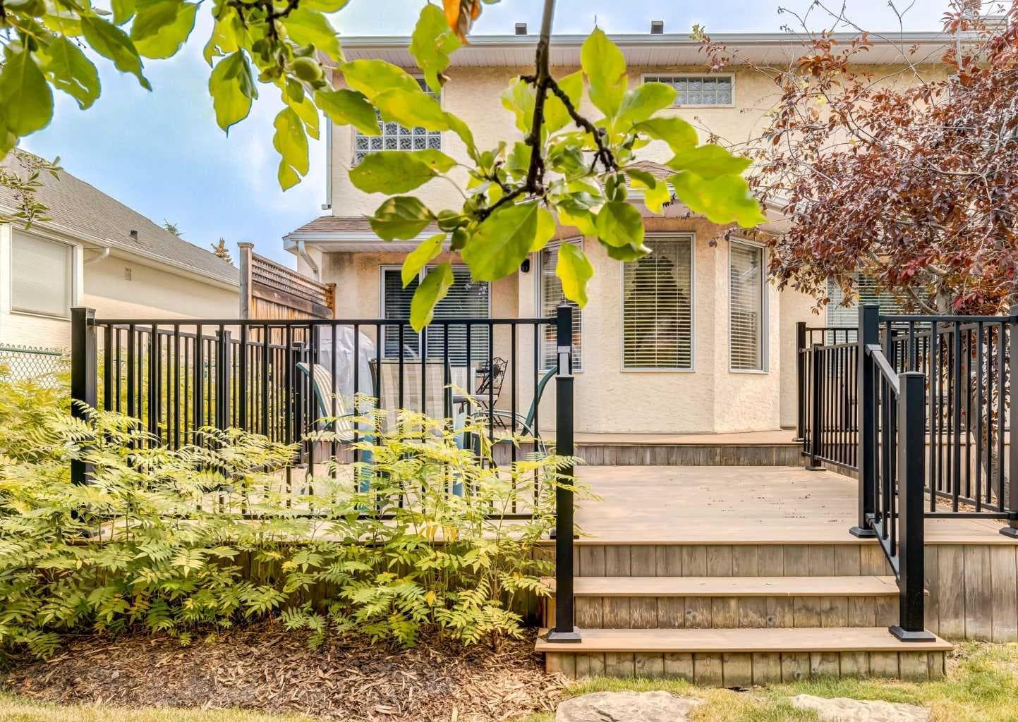 83 Gleneagles Close 
