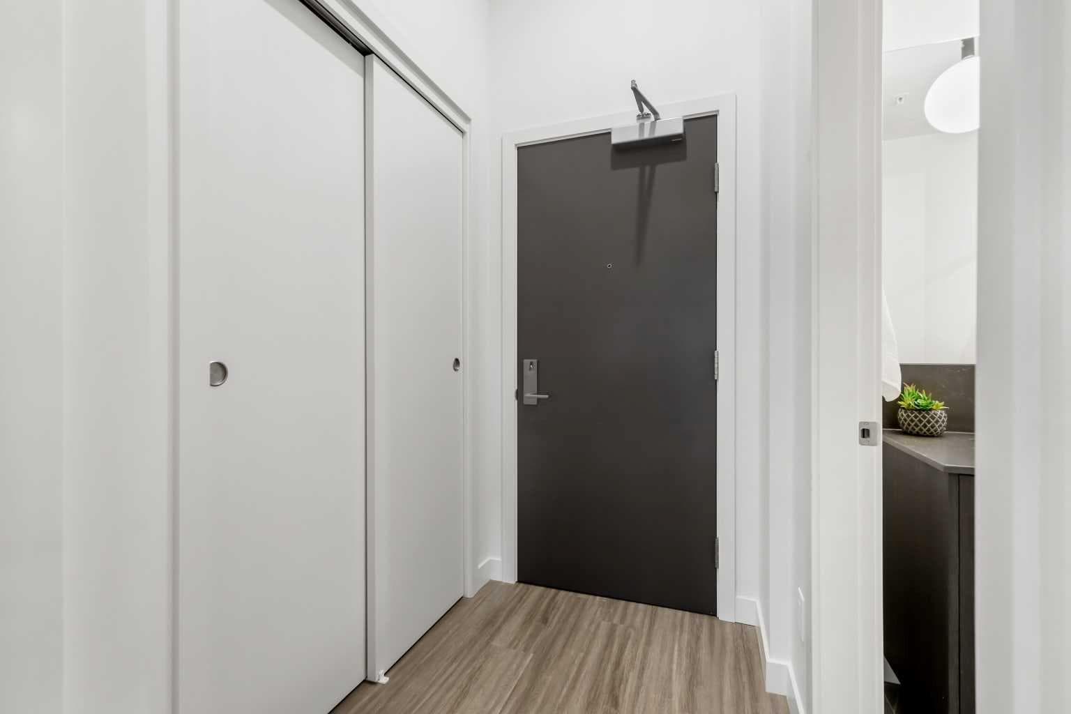 Package #2, 730 2 Avenue SW