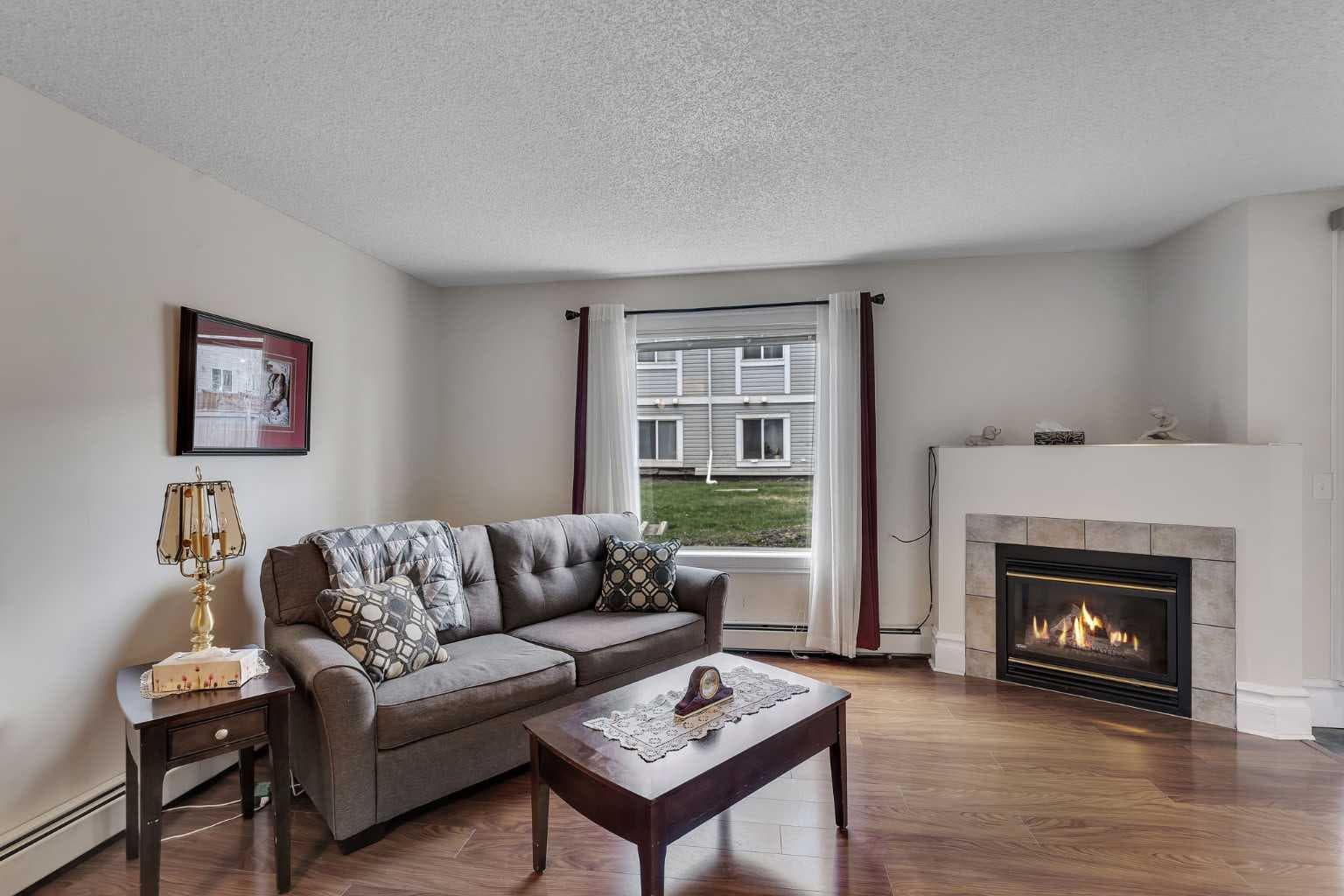 106, 7106 Valleyview Park SE