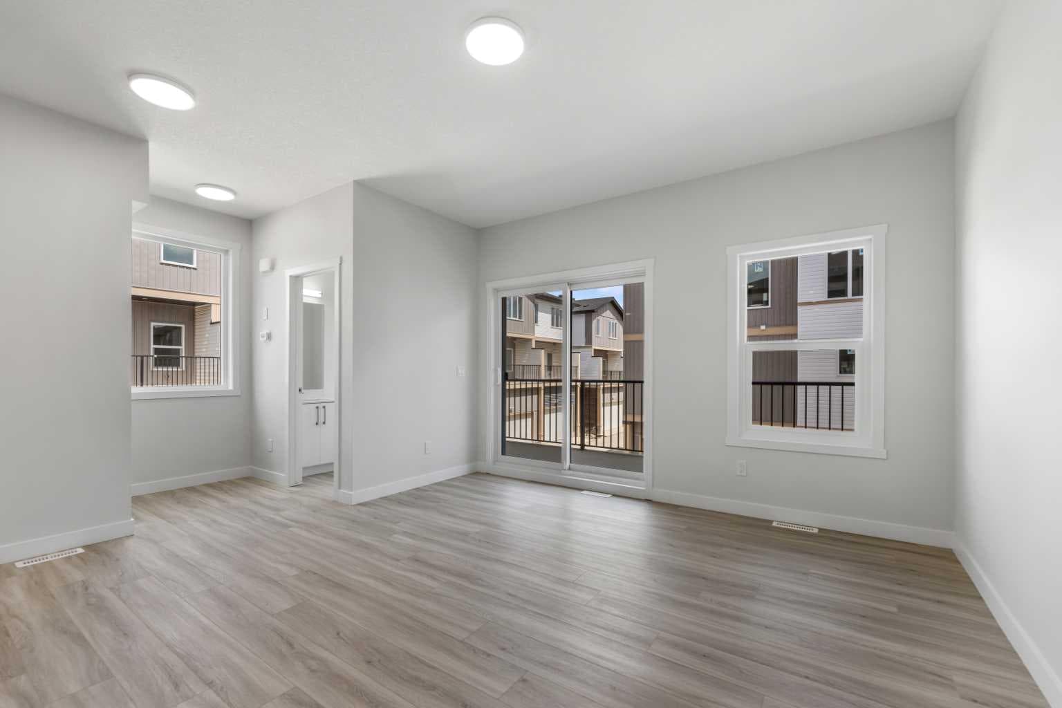 803, 90 Corner Meadows Manor NE