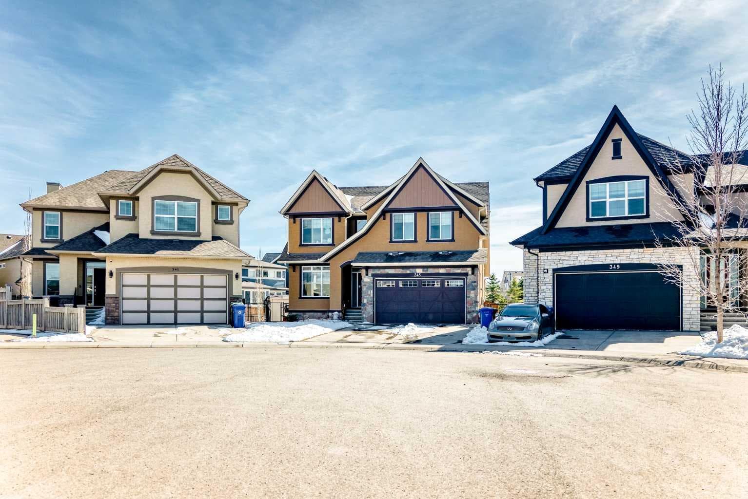 345 Marquis Landing SE