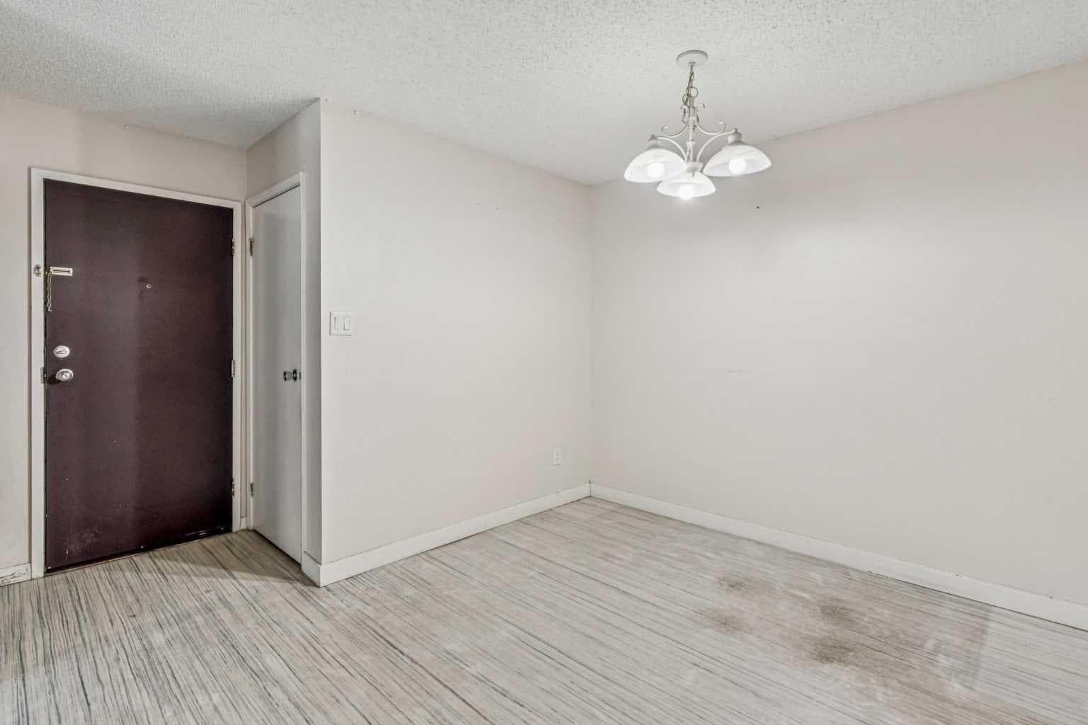 3202, 315 Southampton Drive SW