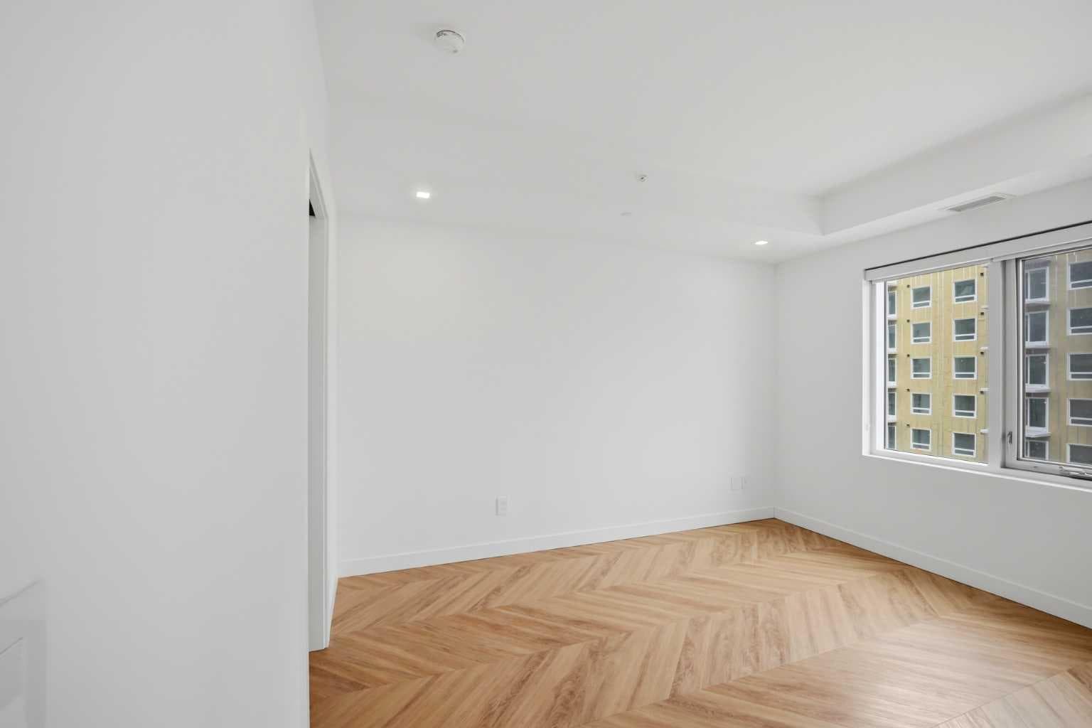 415, 8445 Broadcast Avenue SW