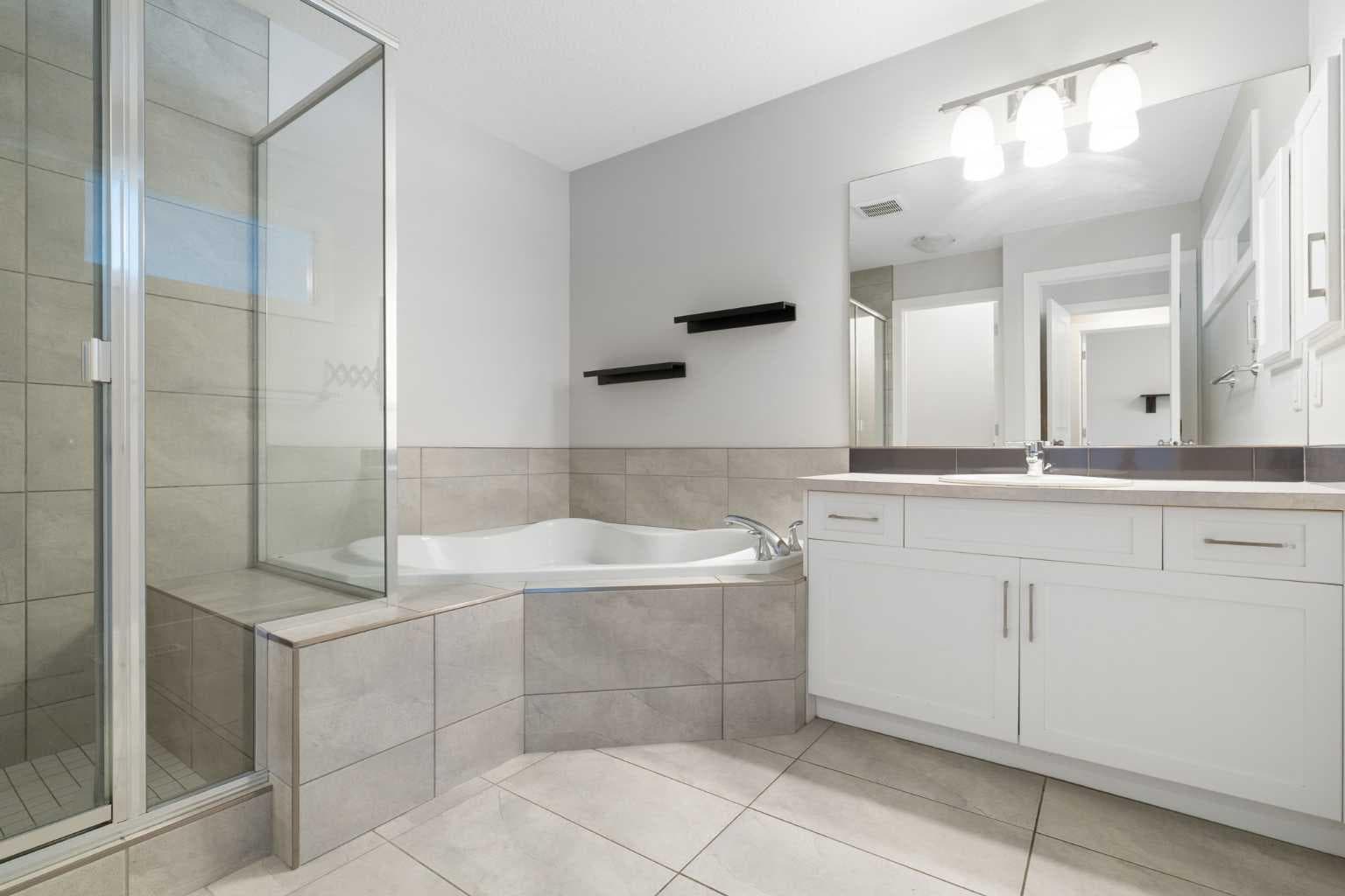 239 Kinniburgh Road 