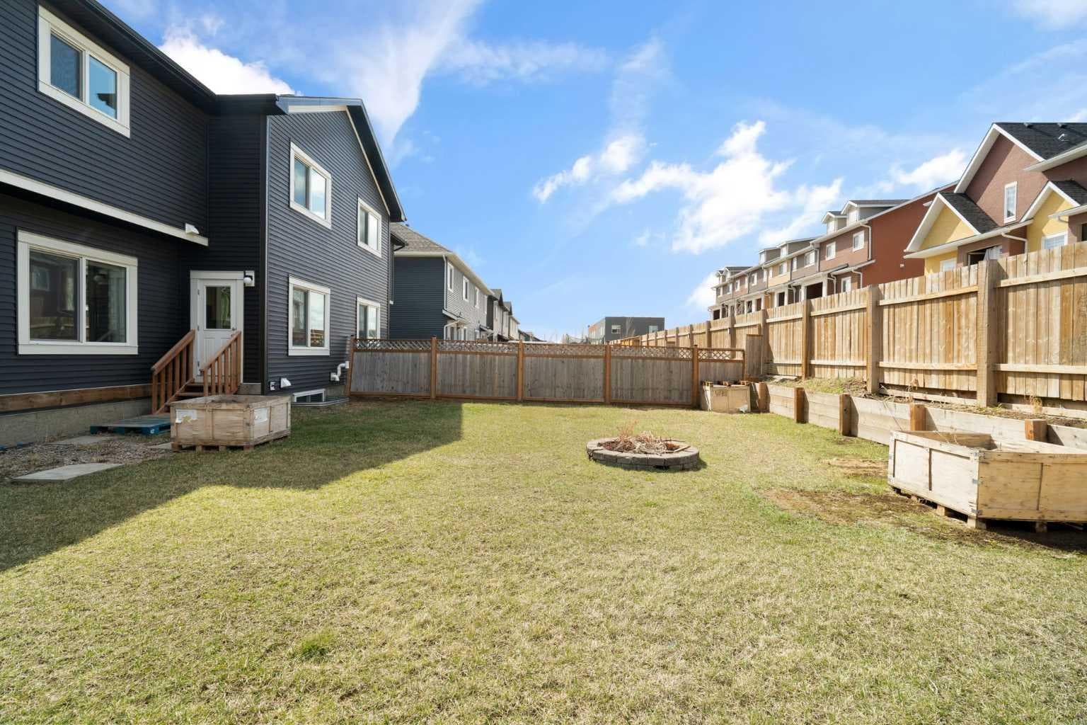 239 Kinniburgh Road 