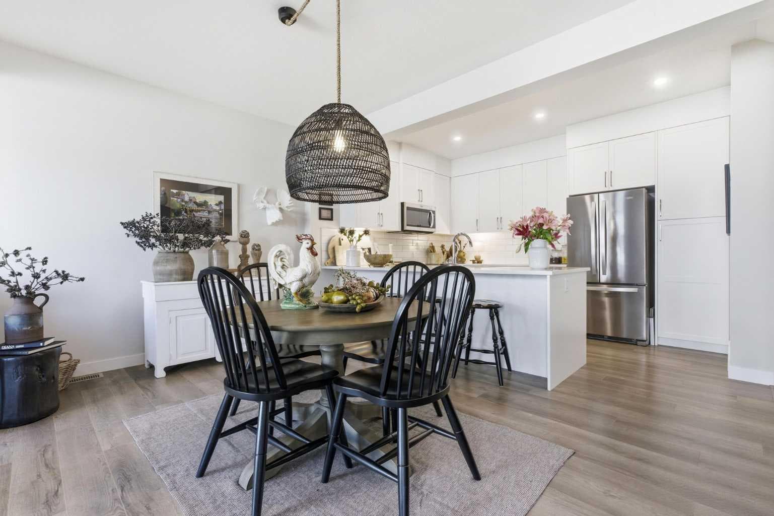 307 Crestridge Common SW