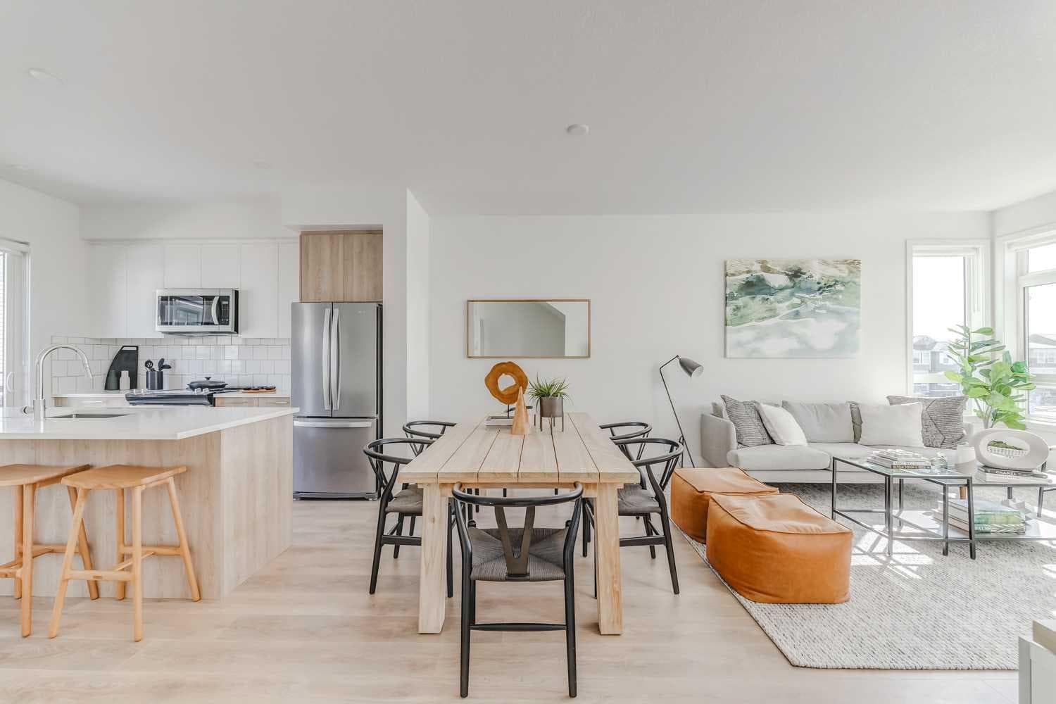 213, 857 Belmont Drive SW