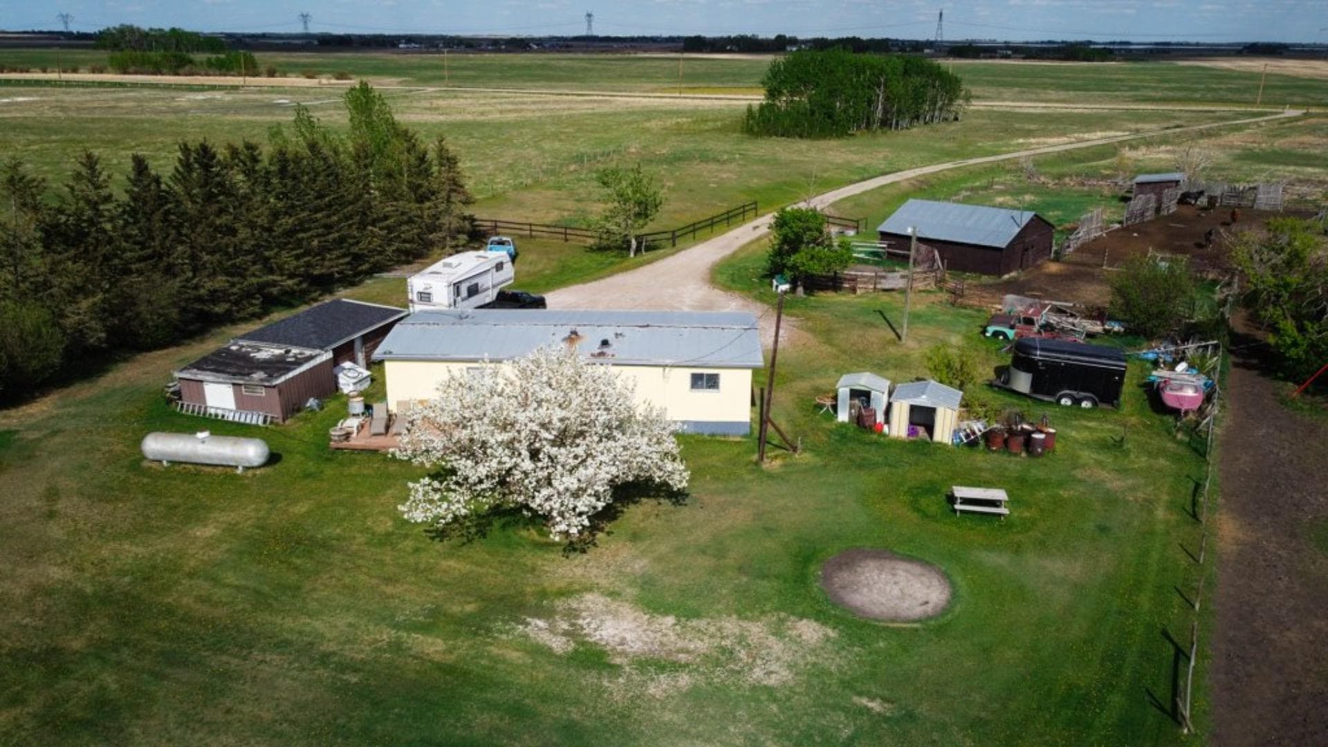 240141 Range Road 274  