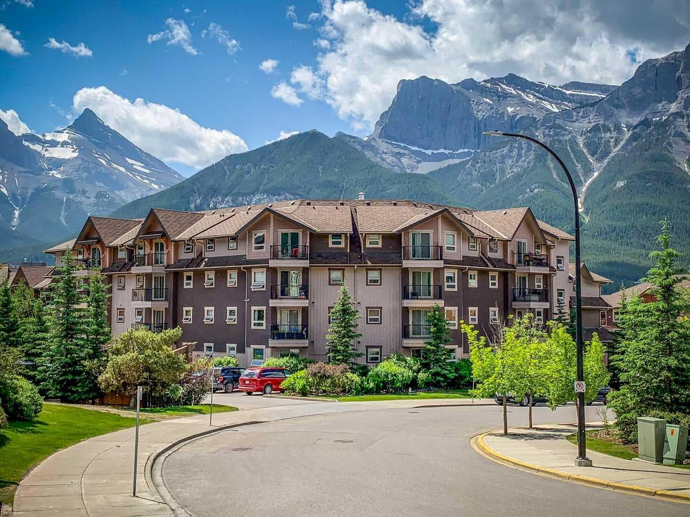 112, 186 Kananskis Way 
