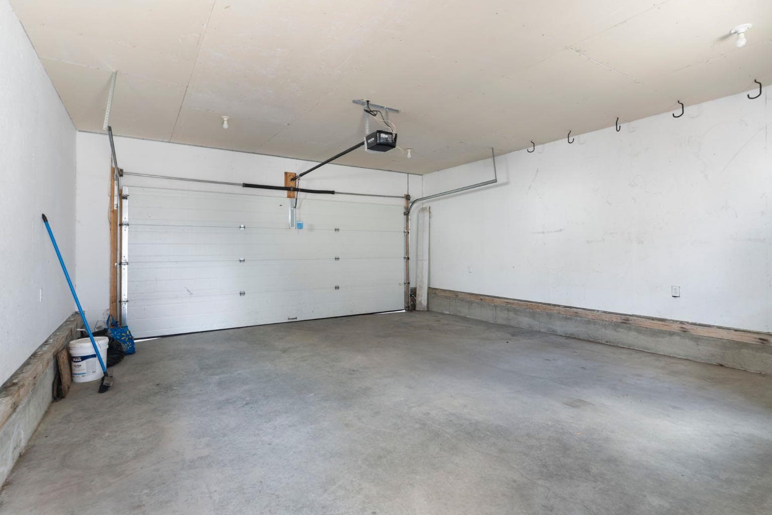 202 Sunset Heights 