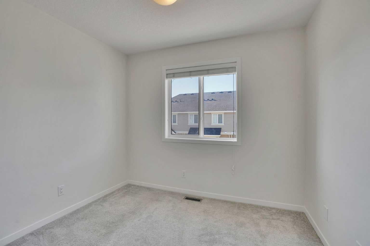 229 SOUTH POINT Park SW