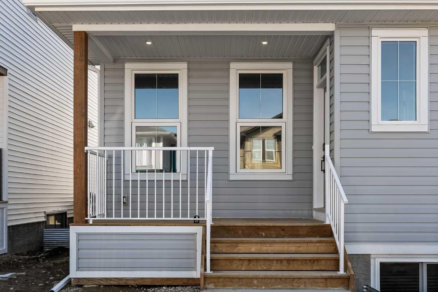 1133 Chinook Gate Bay SW