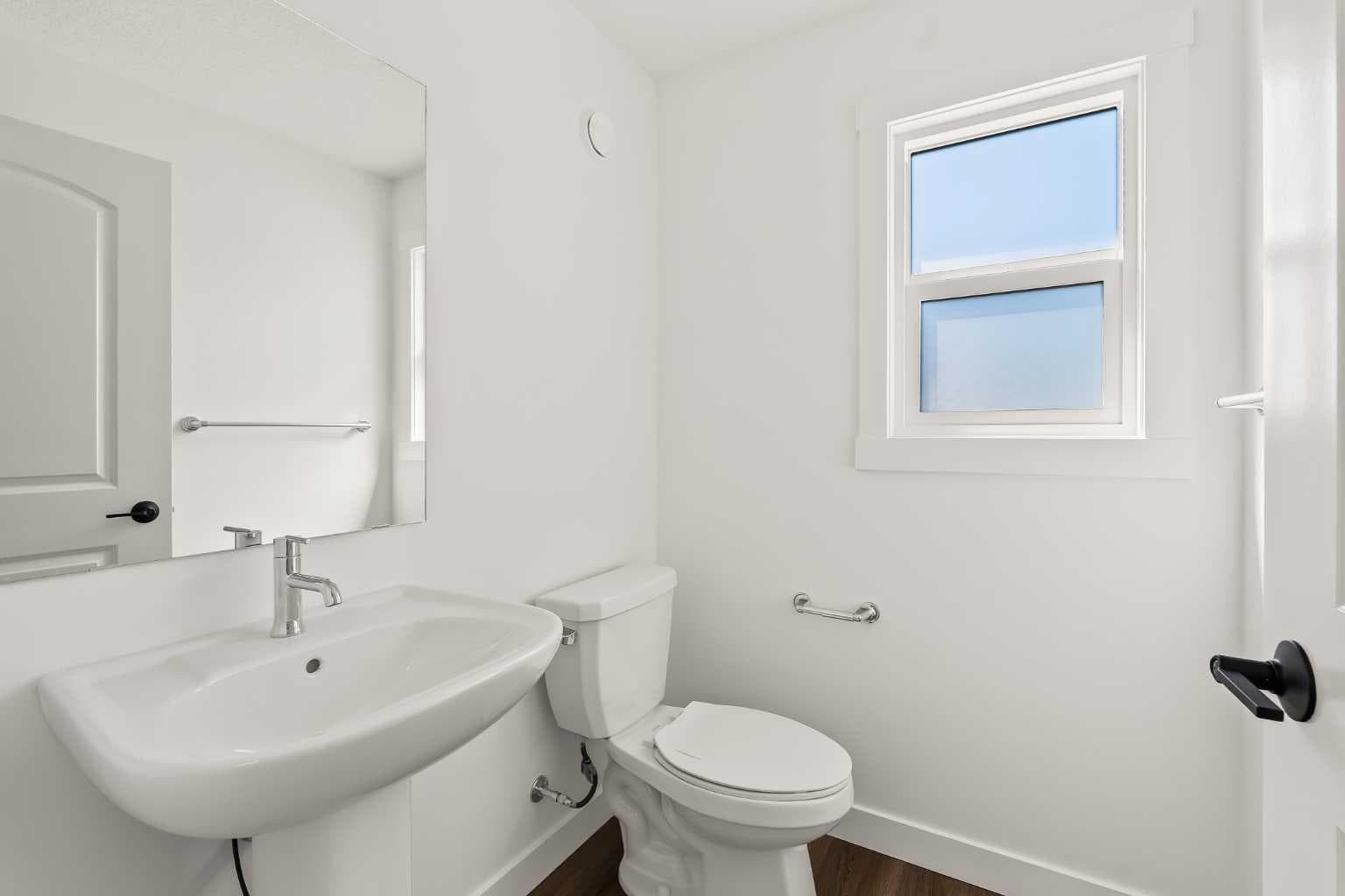 1133 Chinook Gate Bay SW