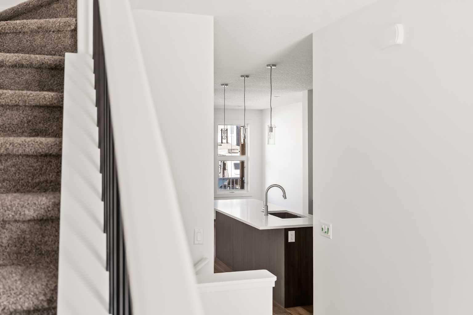 1133 Chinook Gate Bay SW