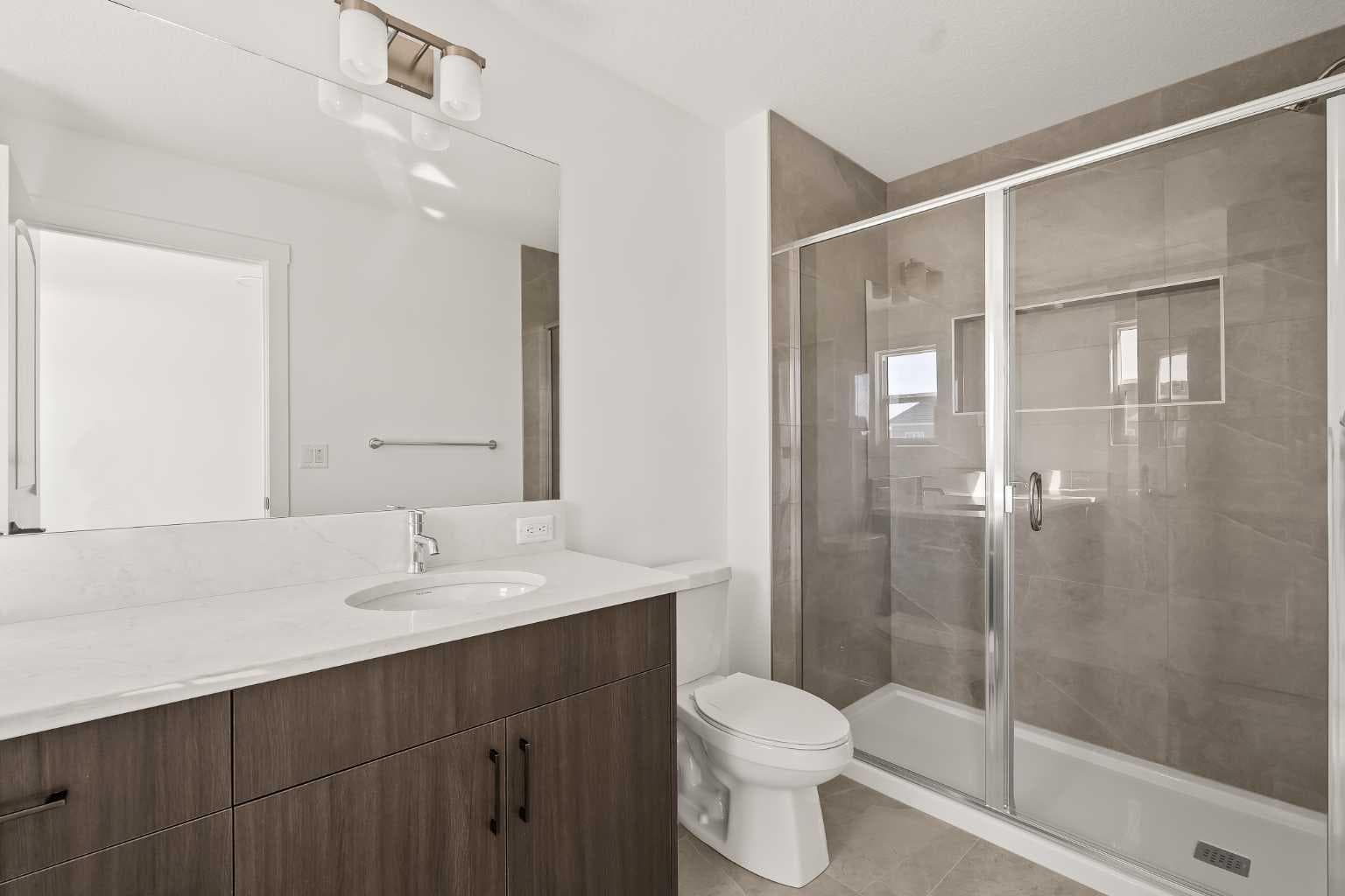 1133 Chinook Gate Bay SW