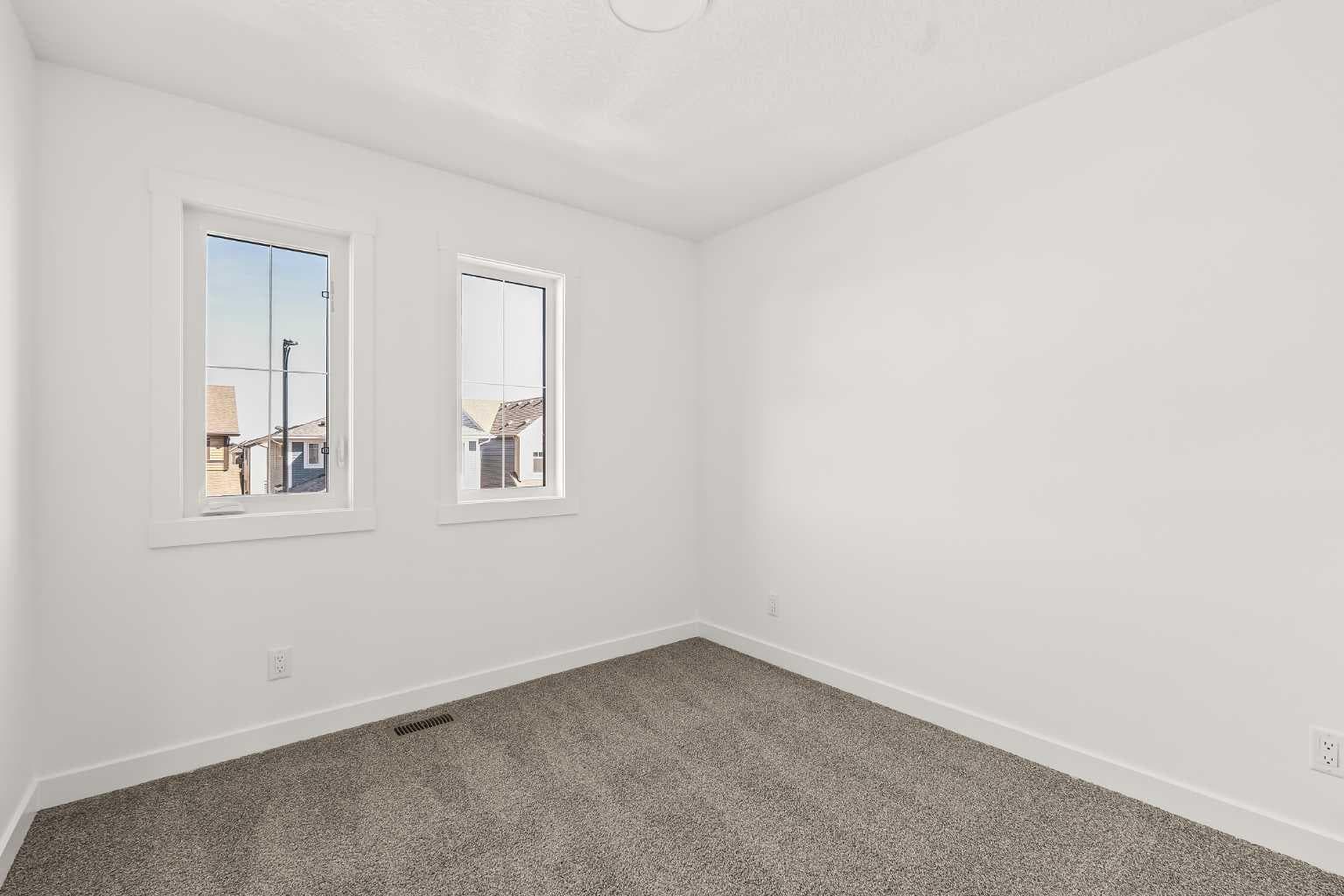 1133 Chinook Gate Bay SW