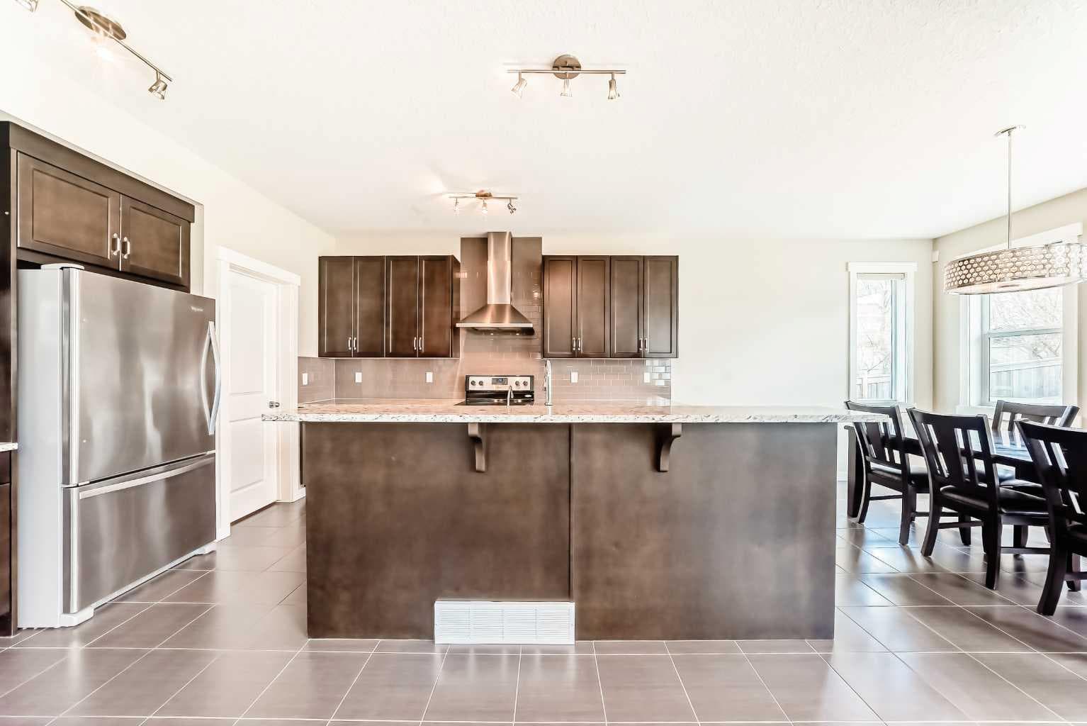 210 Stonemere Green 