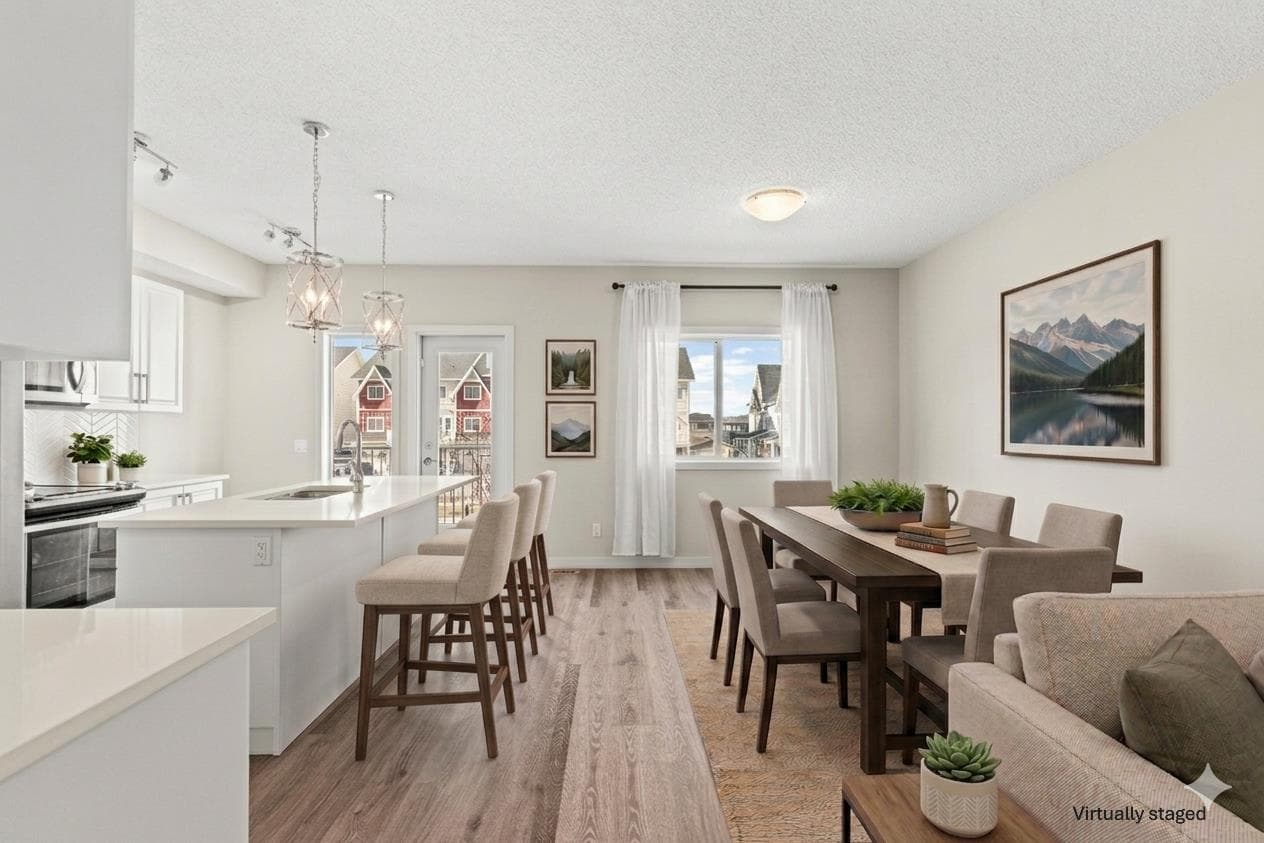 310, 32 Red Embers Parade NE