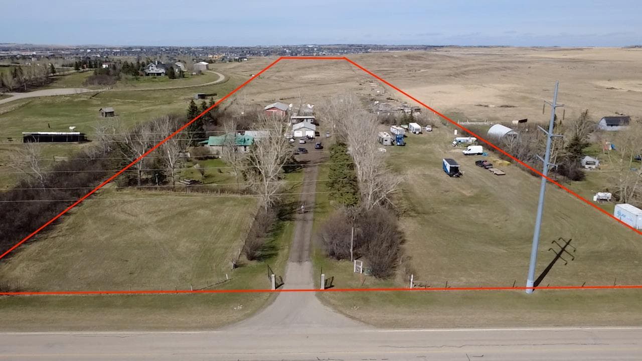 292234 Township Road 264  