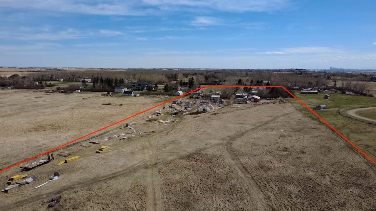 292234 Township Road 264  