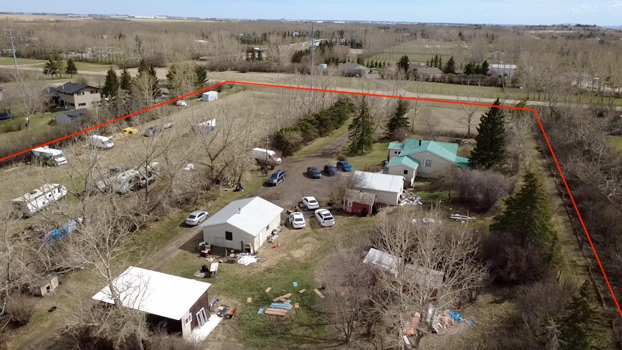 292234 Township Road 264  