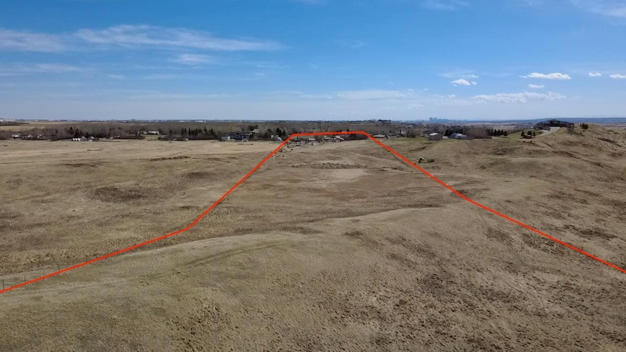 292234 Township Road 264  