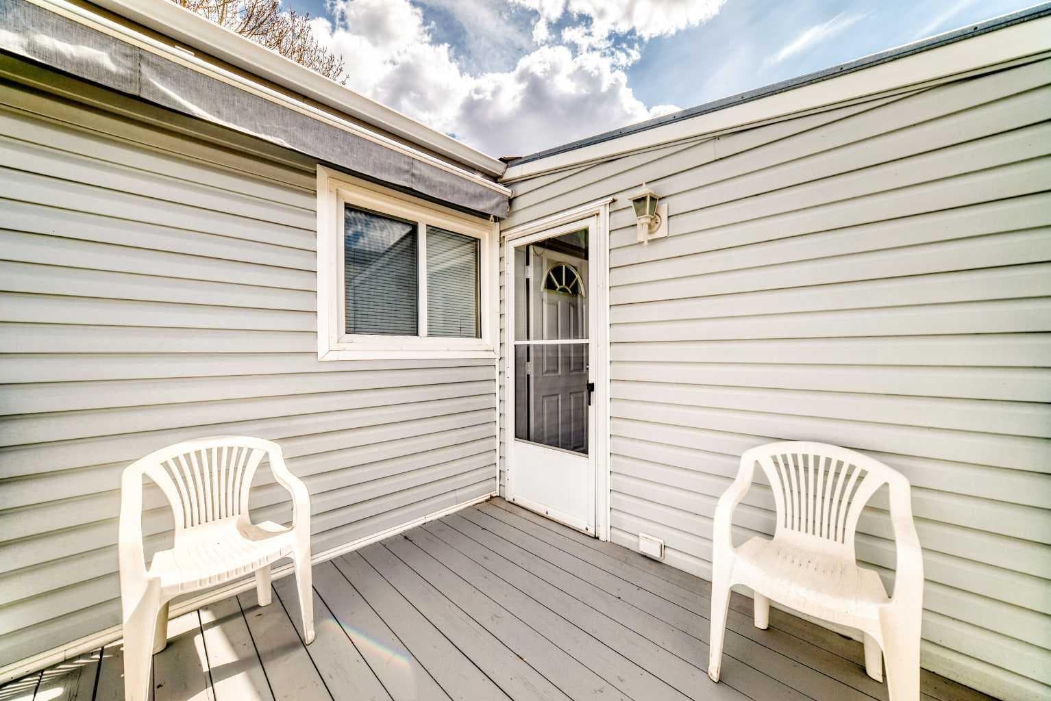 138, 99 Arbour Lake Road NW