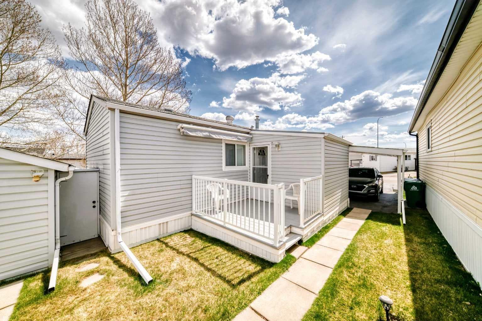 138, 99 Arbour Lake Road NW