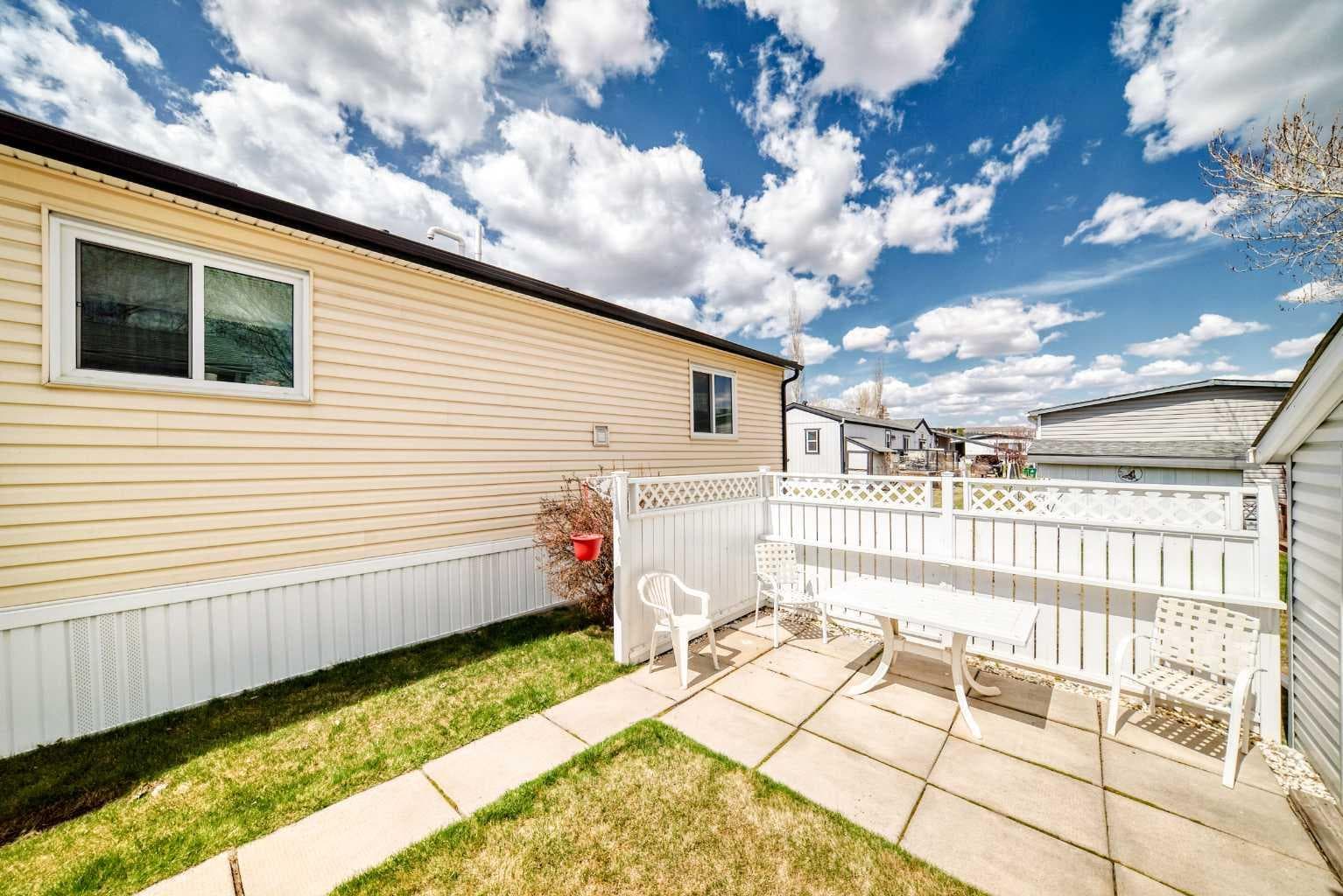 138, 99 Arbour Lake Road NW