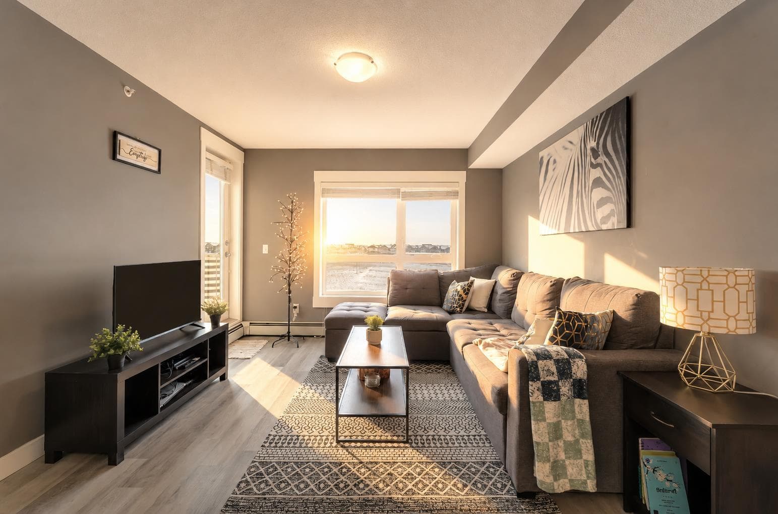 6412, 302 Skyview Ranch Drive NE