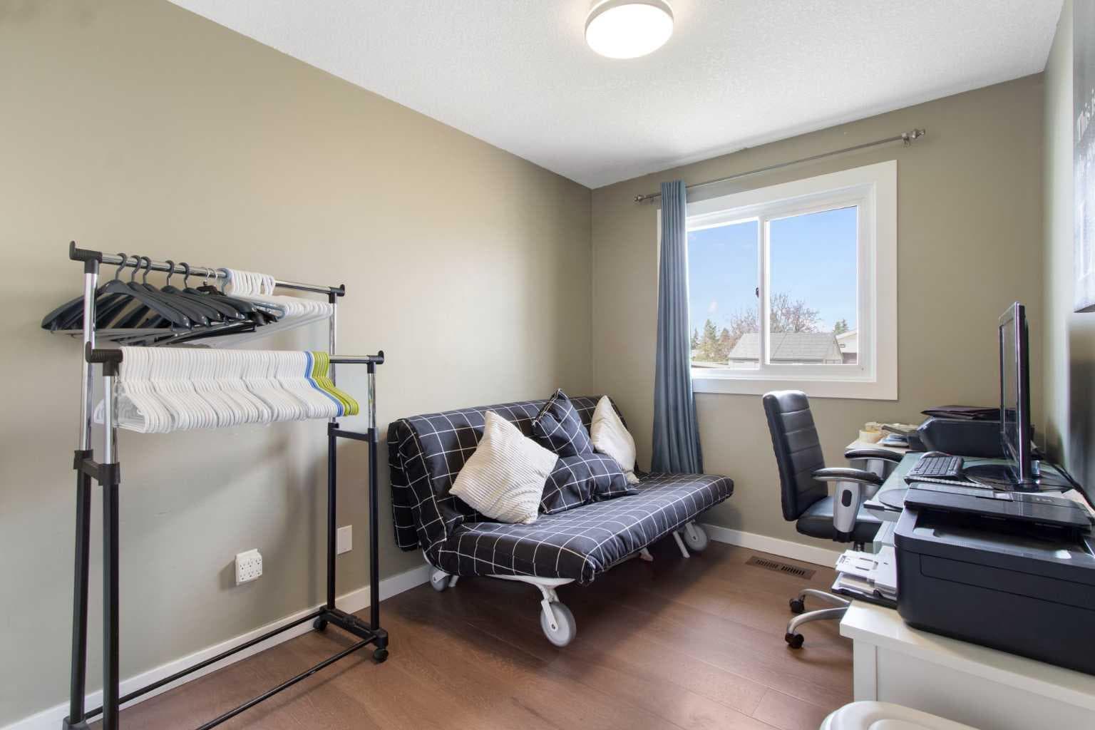 124 Maitland Drive NE