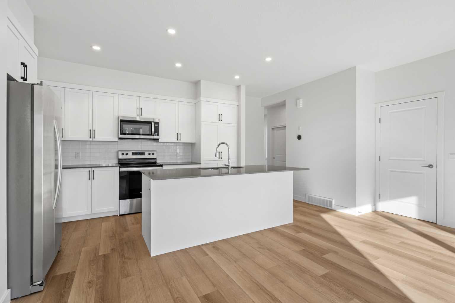 79 Eston Lane SE