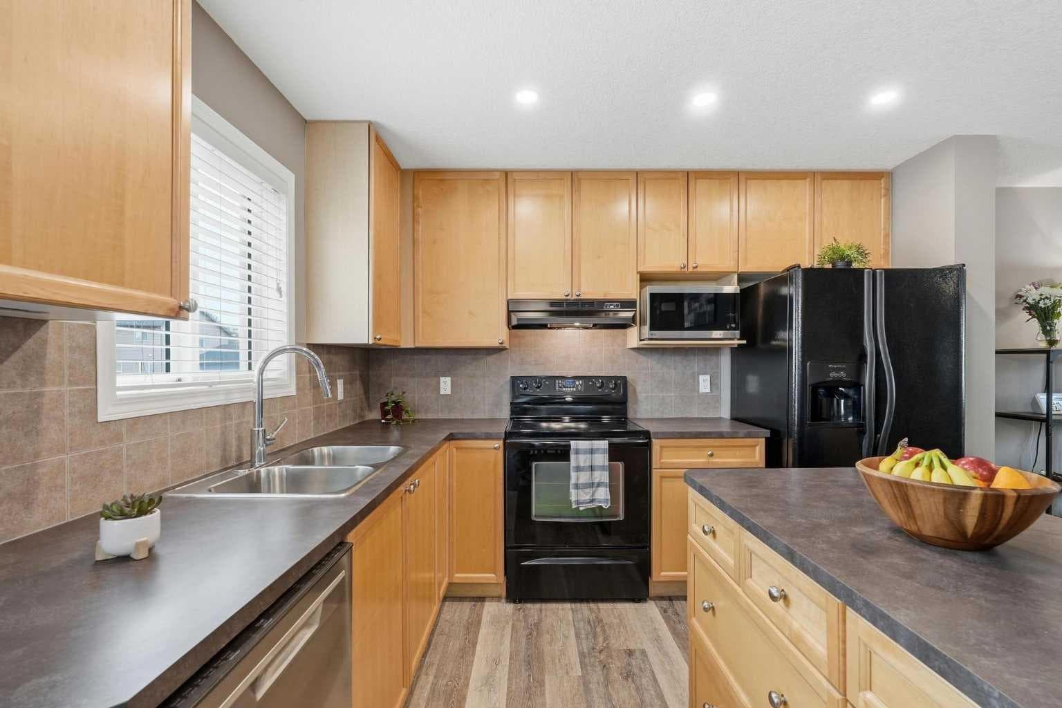 213 Silverado Drive SW