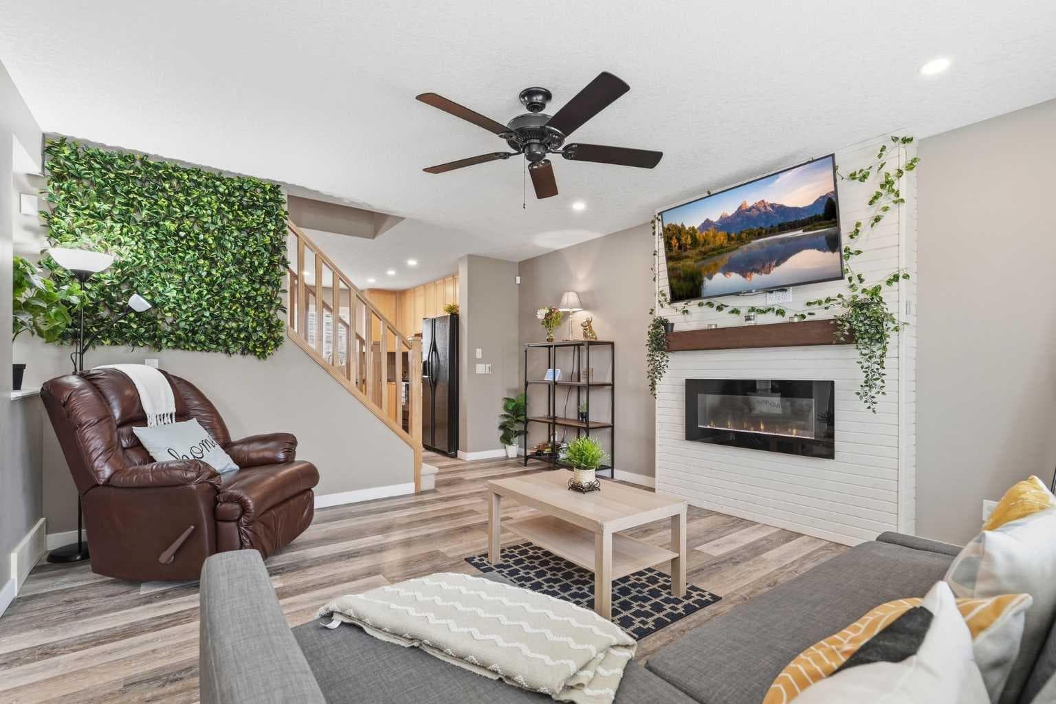 213 Silverado Drive SW